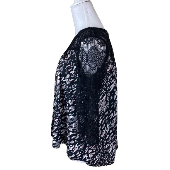 Black Lattice Lace & Pink Leopard Print Watercolor Blouse - Picture 11 of 14
